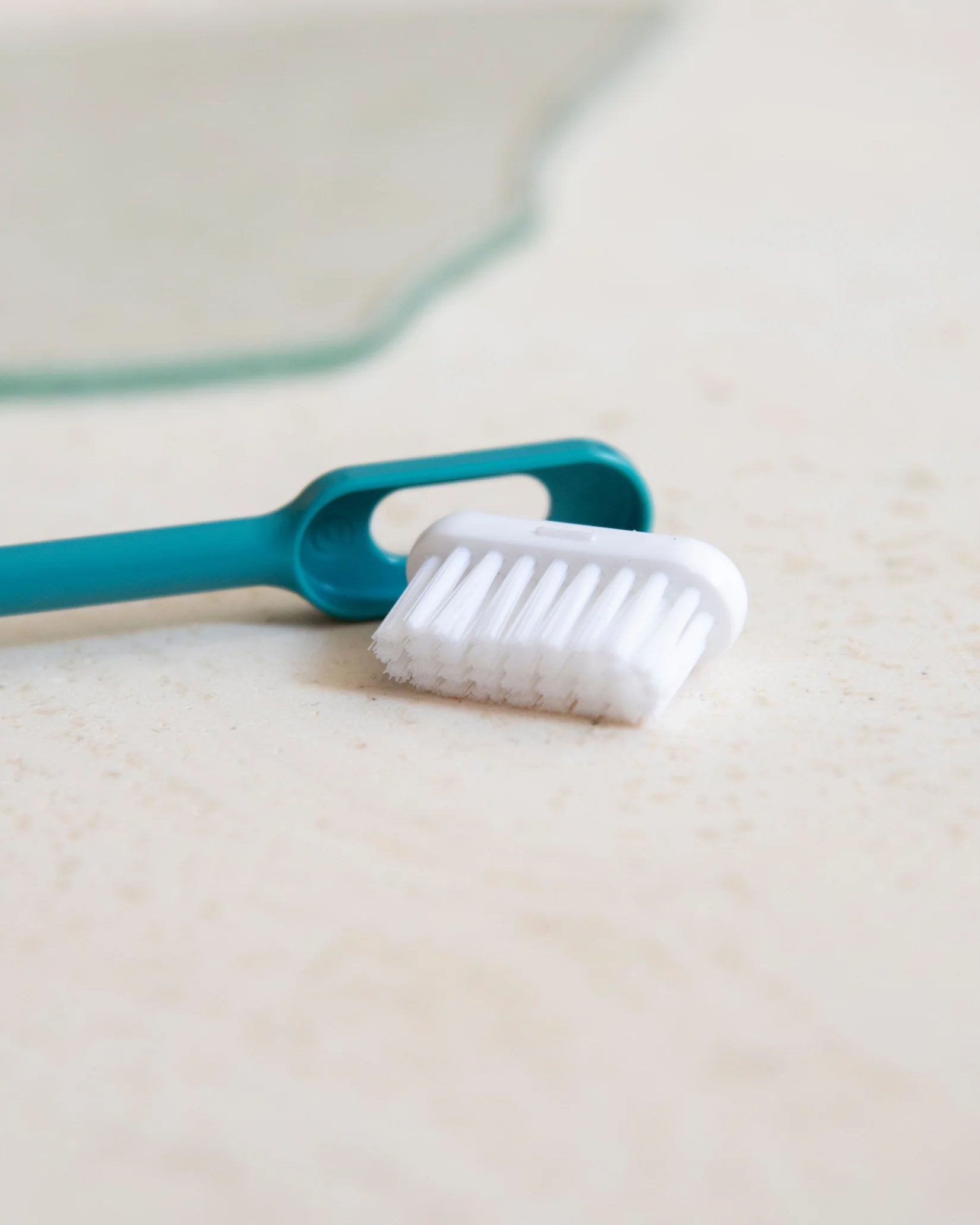 Spazzolino ricaricabile in bioplastica Caliquo – Made in France